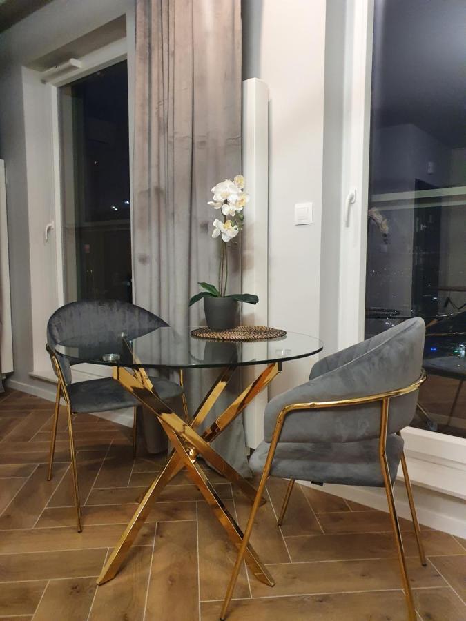 15 Pietro Sokolska 30 Towers Apartments - New- Lux- Parking- Sauna- Gym- And Good View From 15Th Floor Katowice Bagian luar foto